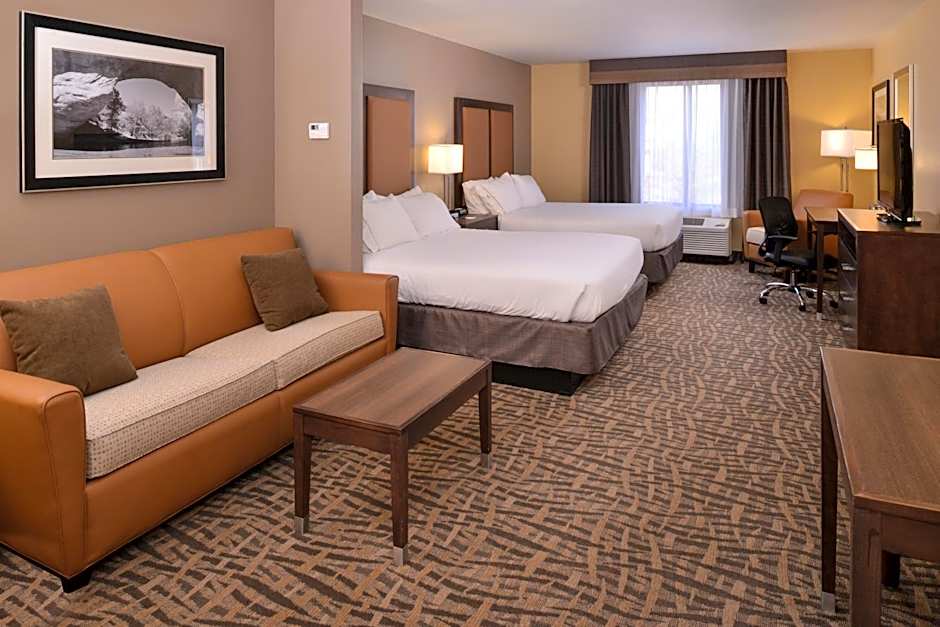 Holiday Inn Express & Suites Page Lake Powell Area By IHG