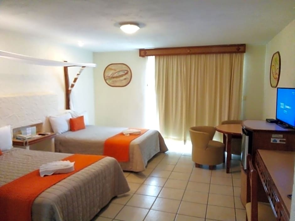 Hotel Palapa Palace Inn