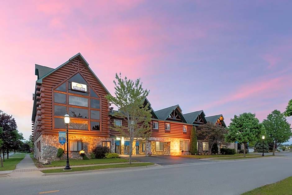 Days Inn by Wyndham Mackinaw City/Bridgeview Area