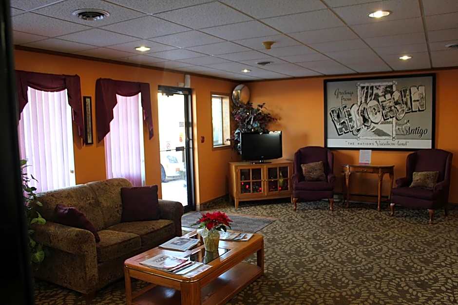 Super 8 by Wyndham Antigo