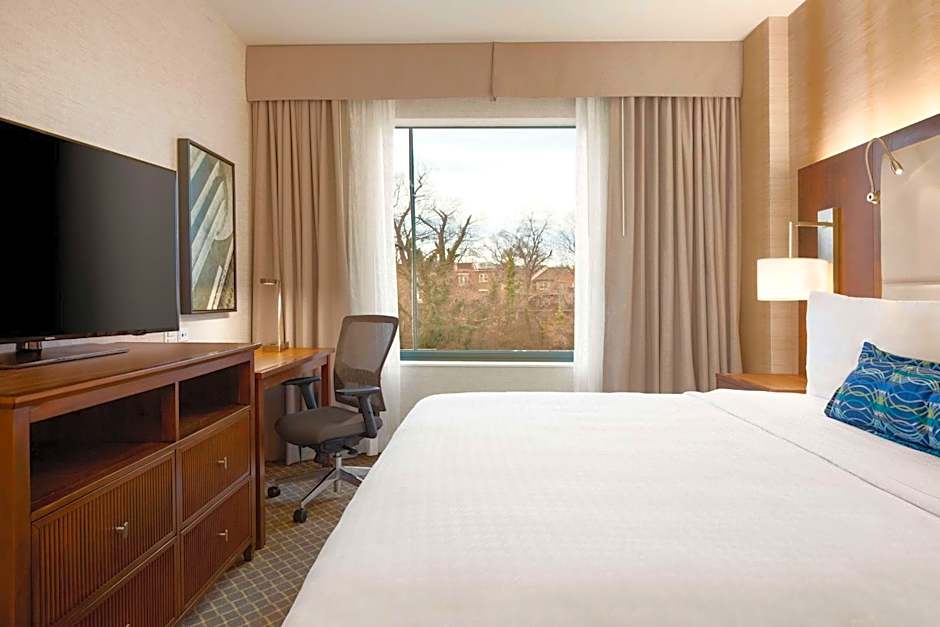 Homewood Suites By Hilton Arlington Rosslyn Key Bridge
