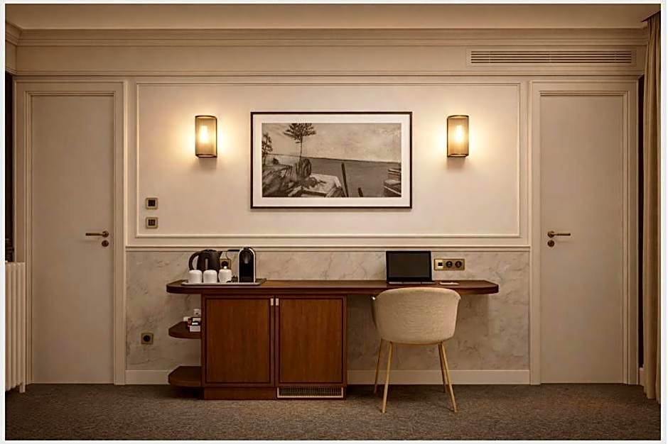 Hotel Saint Cyr Etoile