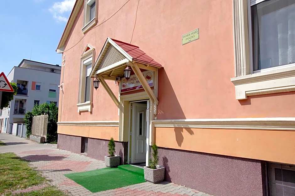Fehér Hajó Panzió Győr