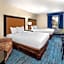 Days Inn by Wyndham Mackinaw City/Bridge