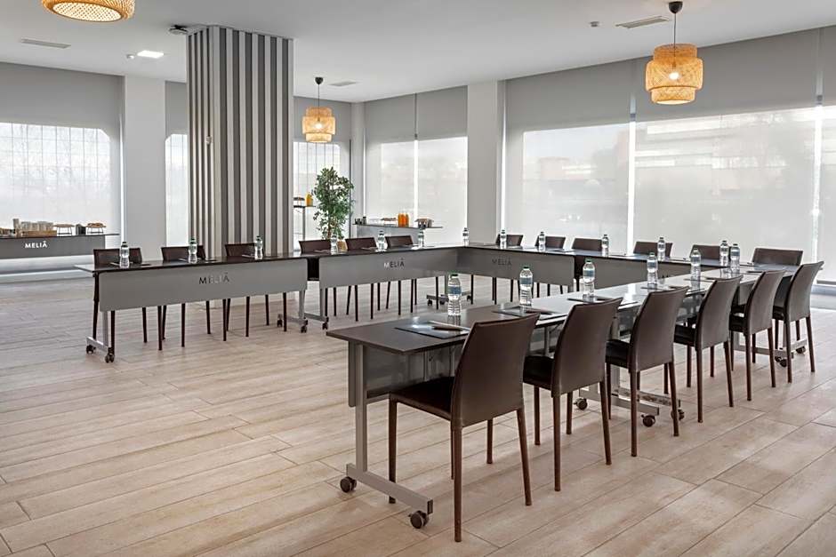 Hotel Madrid Chamartín Affiliated by Meliá