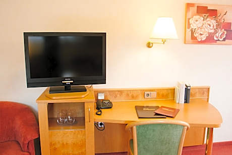 Apartment (2 Adults)