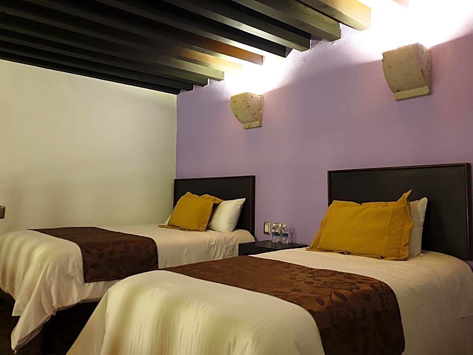 Hotel Don Carlos