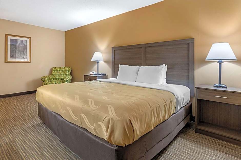 Quality Inn & Suites Hanes Mall