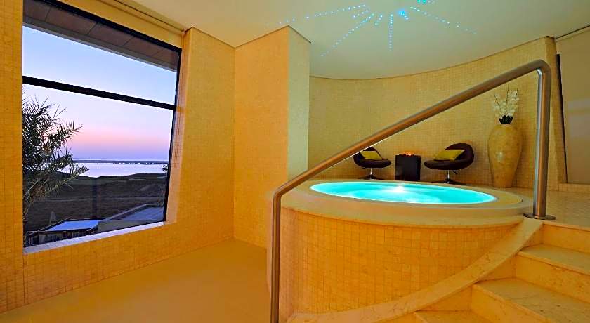 Radisson Blu Hotel Abu Dhabi Yas Island
