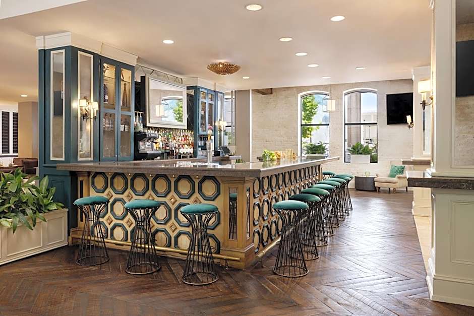 THE RIVERFRONT HOTEL NEW ORLEANS