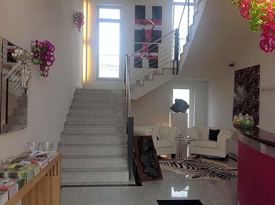 Ressmann`s Residence