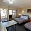 Howick Motor Lodge