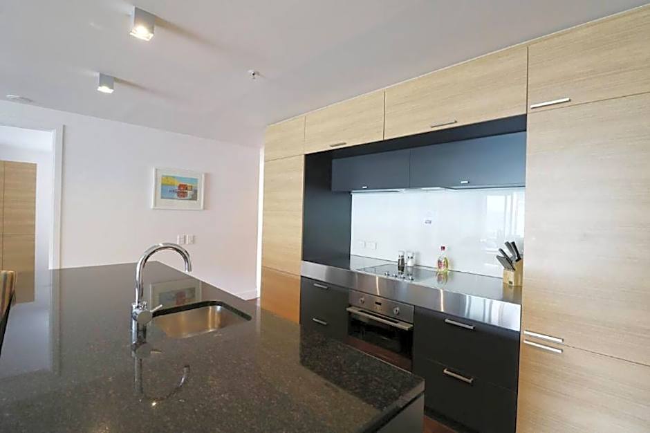 Marina Apartments - Element Escapes