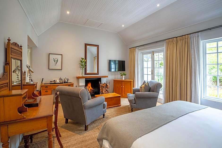 Hunters Country House