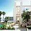 Sandbourne Santa Monica, Autograph Collection