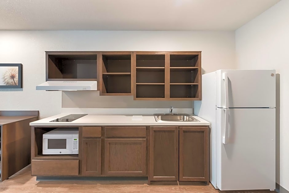 WoodSpring Suites Dayton North