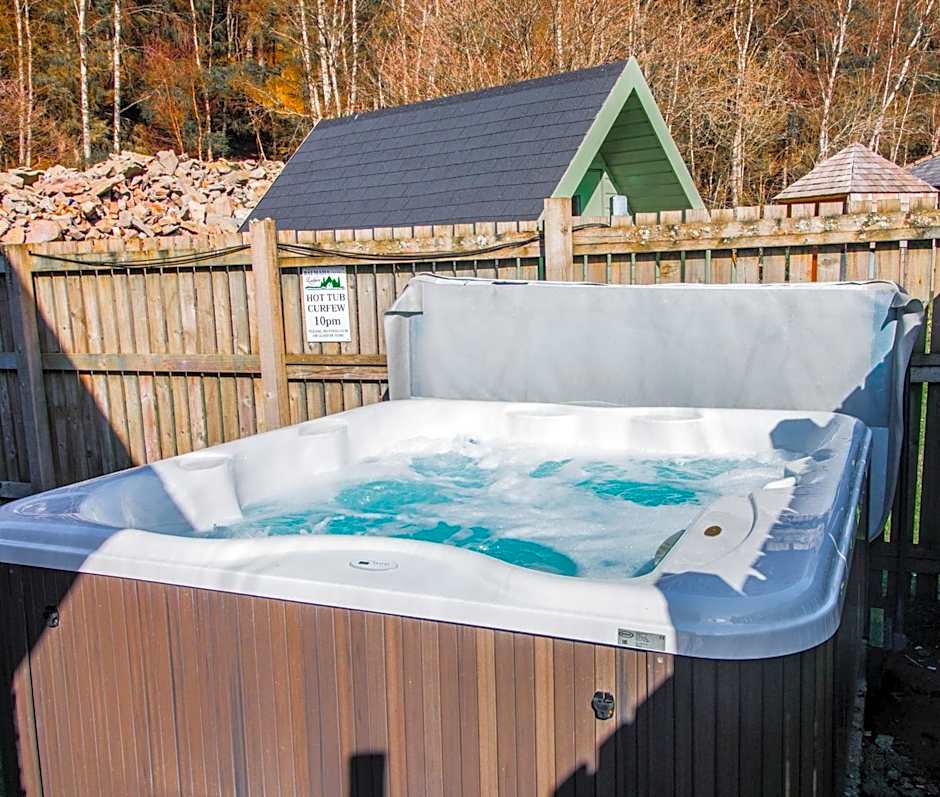 Balmaha Lodges and Apartments