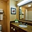 Holiday Inn Express & Suites El Paso Airport By IHG