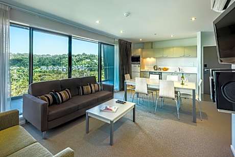 Quest Albany Hotel