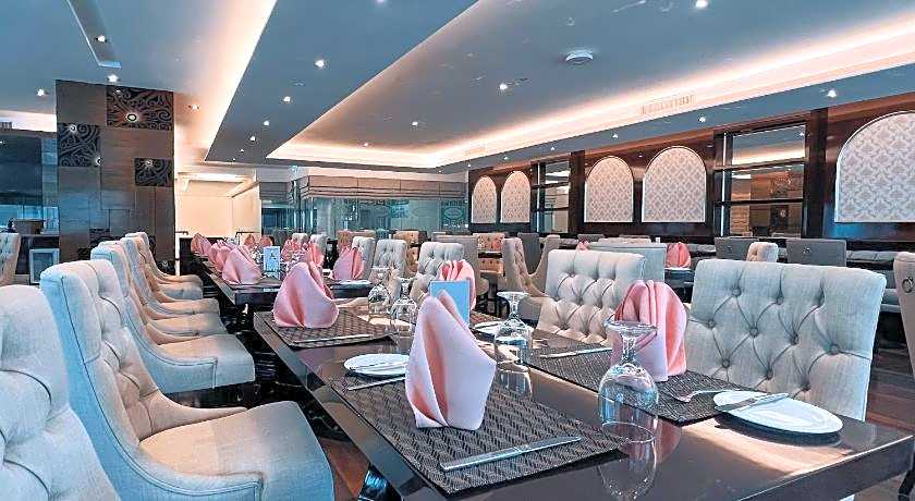 Puteri Wing - Riverside Majestic Hotel