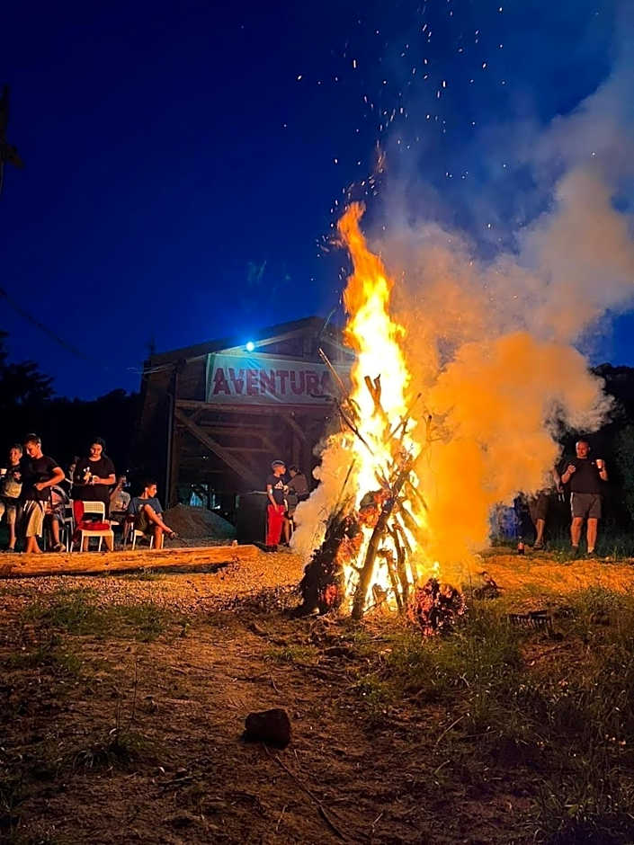 COMPLEX TURISTIC Gradina de corzi si Aventura Eselnita