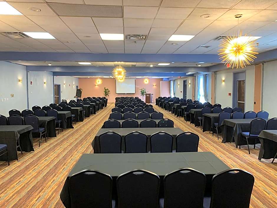 Albany Airport Inn