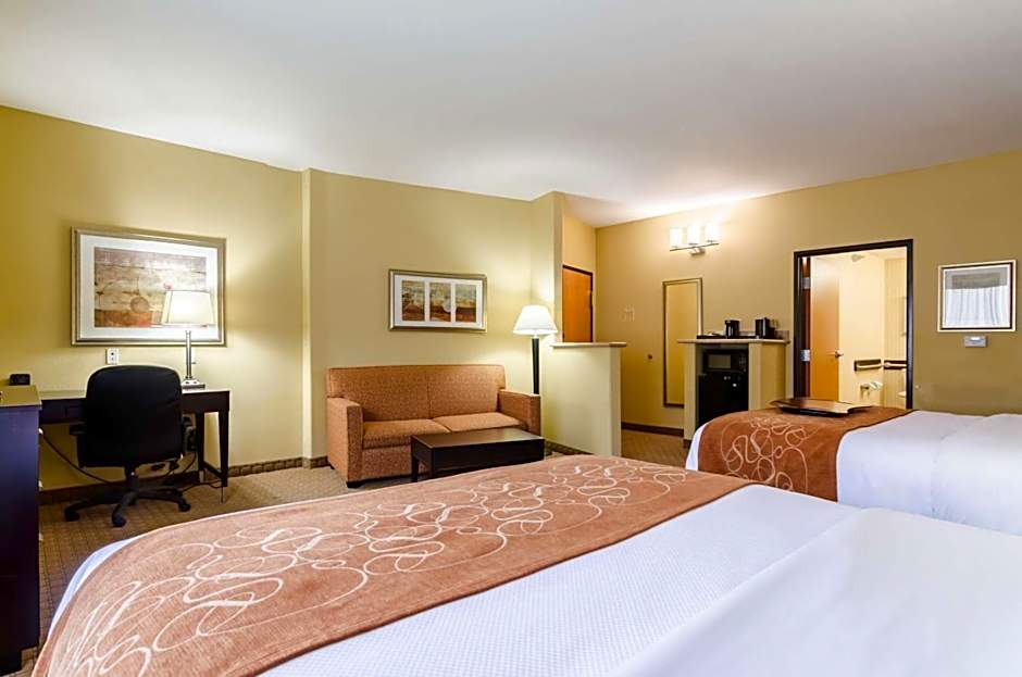 Comfort Suites Salina South