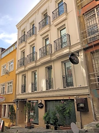 Artika Hotel