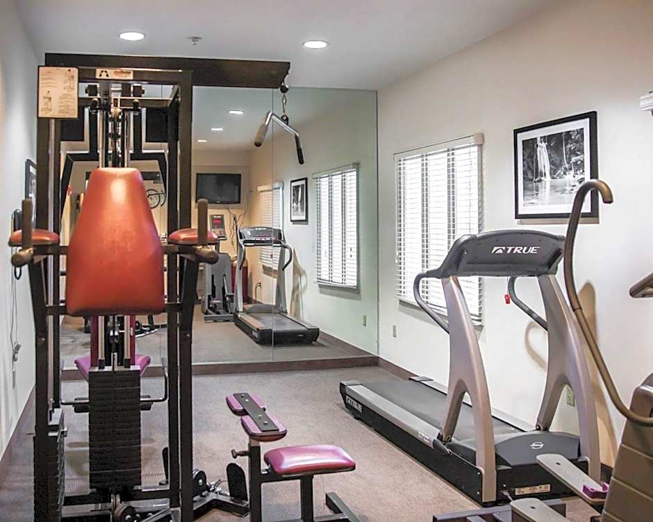 Wingate by Wyndham Bel Air I-95 Exit 77A / APG Area