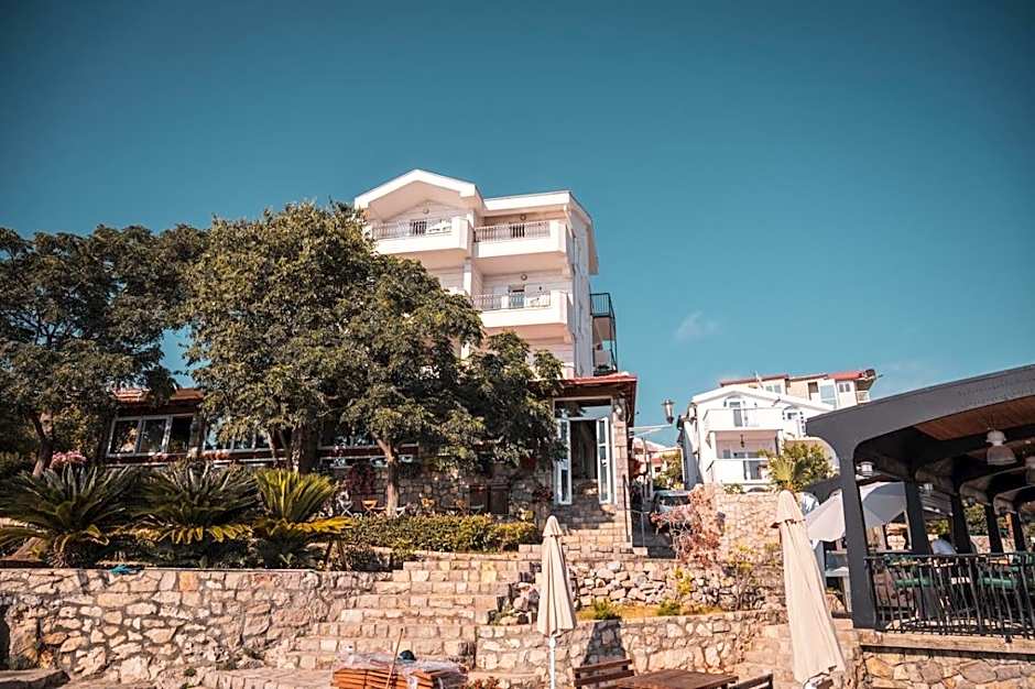 Hotel R
