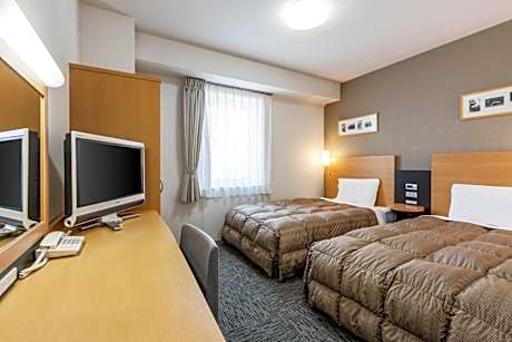 Twin Room - Non-Smoking