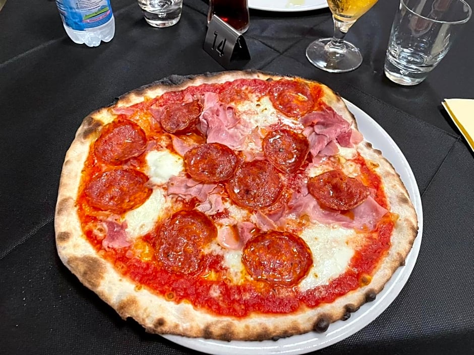 Albergo pizzeria 76 06