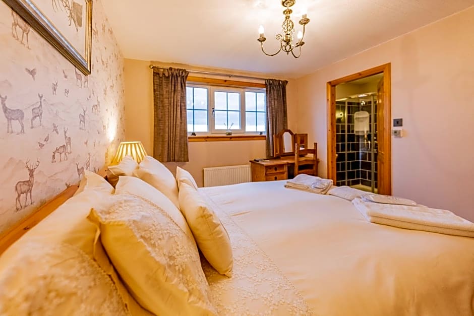 Benview Bed and Breakfast & Luxury Lodge, Isle of North Uist