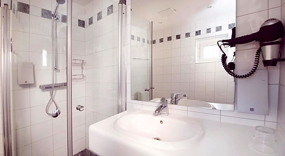 Home Hotel Temperance