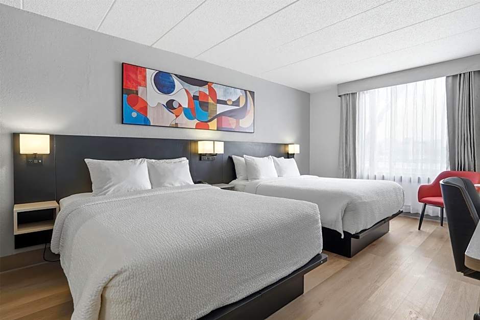 Seven Oaks Hotel Regina, SureStay Collection by Best Western