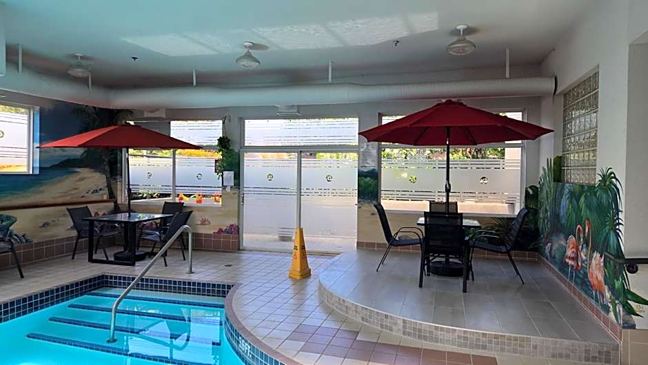 Coast Abbotsford Hotel & Suites