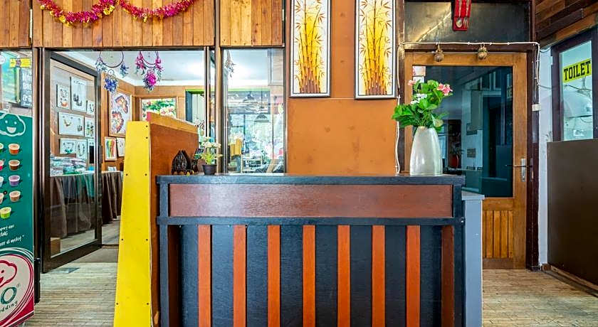 RedDoorz Plus near Balai Kota Batu 2