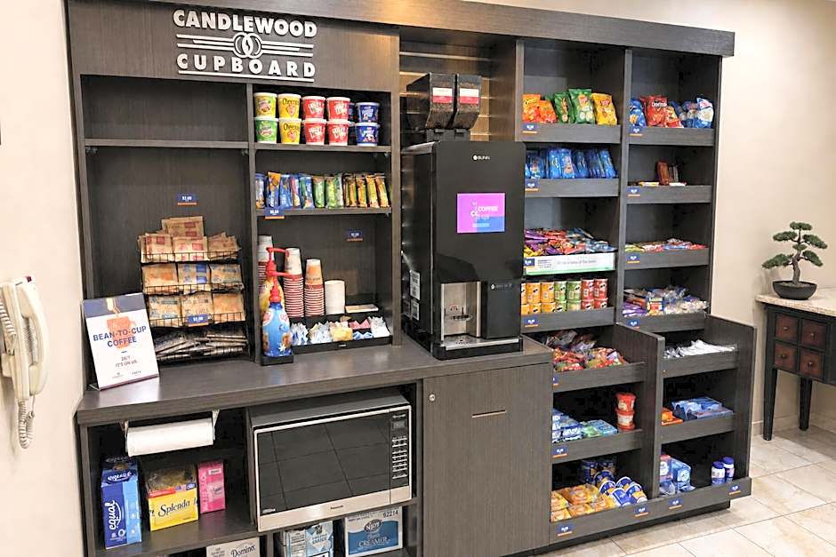 Candlewood Suites Pearl By IHG
