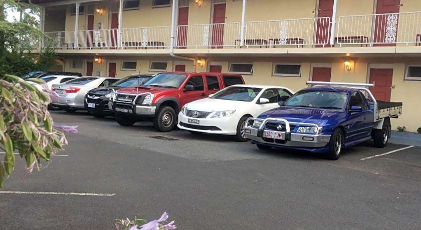Riverview Motor Inn