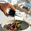 Sun Rocks Boutique Hotel - Caldera View Suites & Sunset Dining Experience