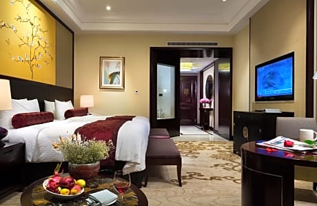 Deluxe Twin Beds