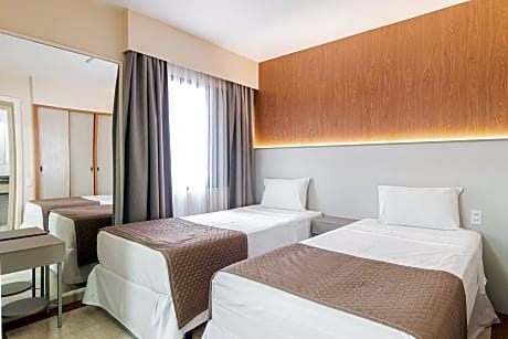 Executive Room - Twin Beds