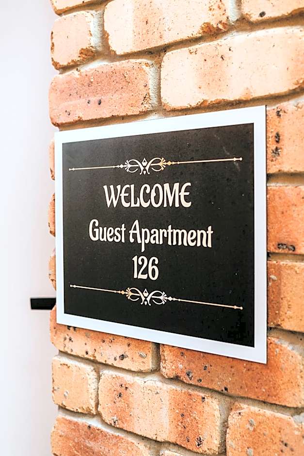 Kennedy Drive Boutique Motel & Nursery- Close To City Centre & Airport
