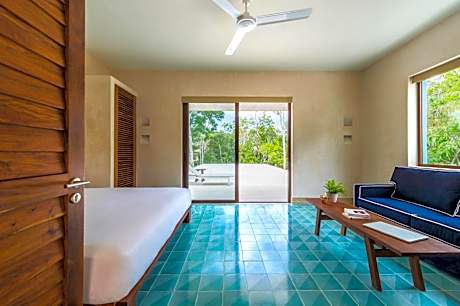 Hideaway Royal Suite