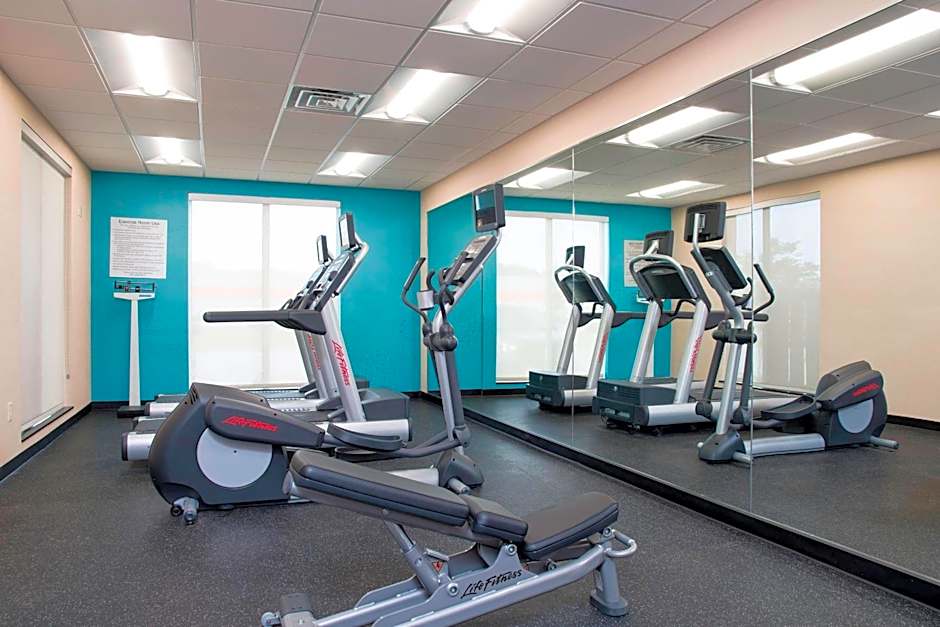 Fairfield Inn & Suites by Marriott Jackson Clinton