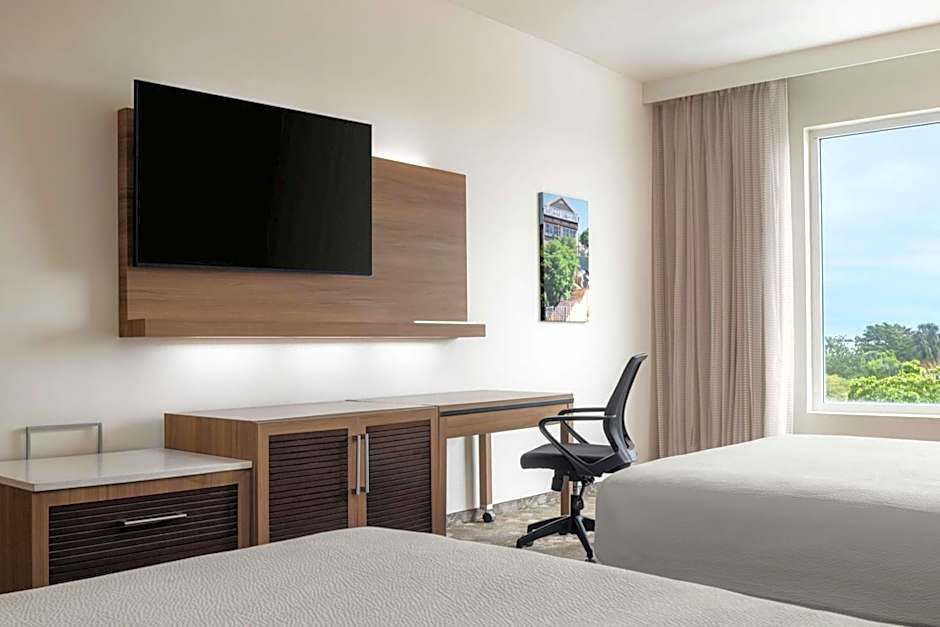 Courtyard by Marriott Kingston, Jamaica