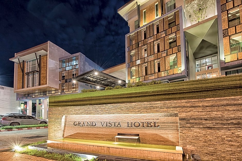 Grand Vista Hotel Chiangrai (SHA Extra Plus)