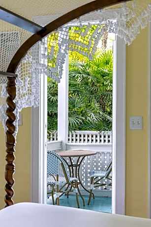 Classic King Balcony at the James House