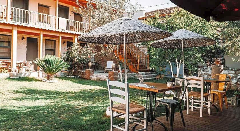 Attalos Suites Hotel