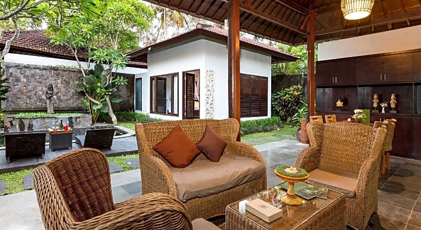 Ubud Raya Villa